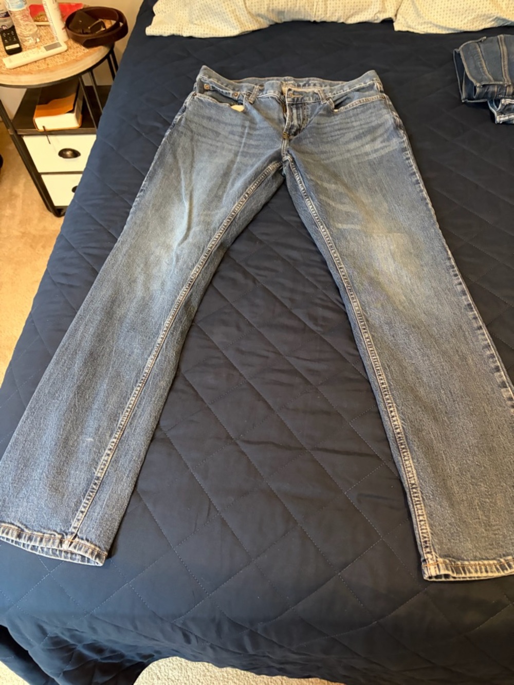 Old Navy Men's Faded Blue Straight Jeans